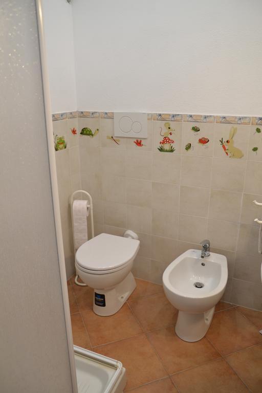 Al Ponte Vecchio Apartment โดลเชอักกวา ภายนอก รูปภาพ